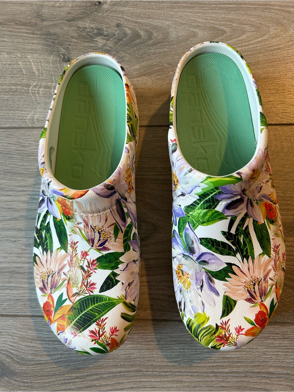 Dansko Kane Tropical Floral Eva Open Back Clogs Women White Multi Mules Size 38
